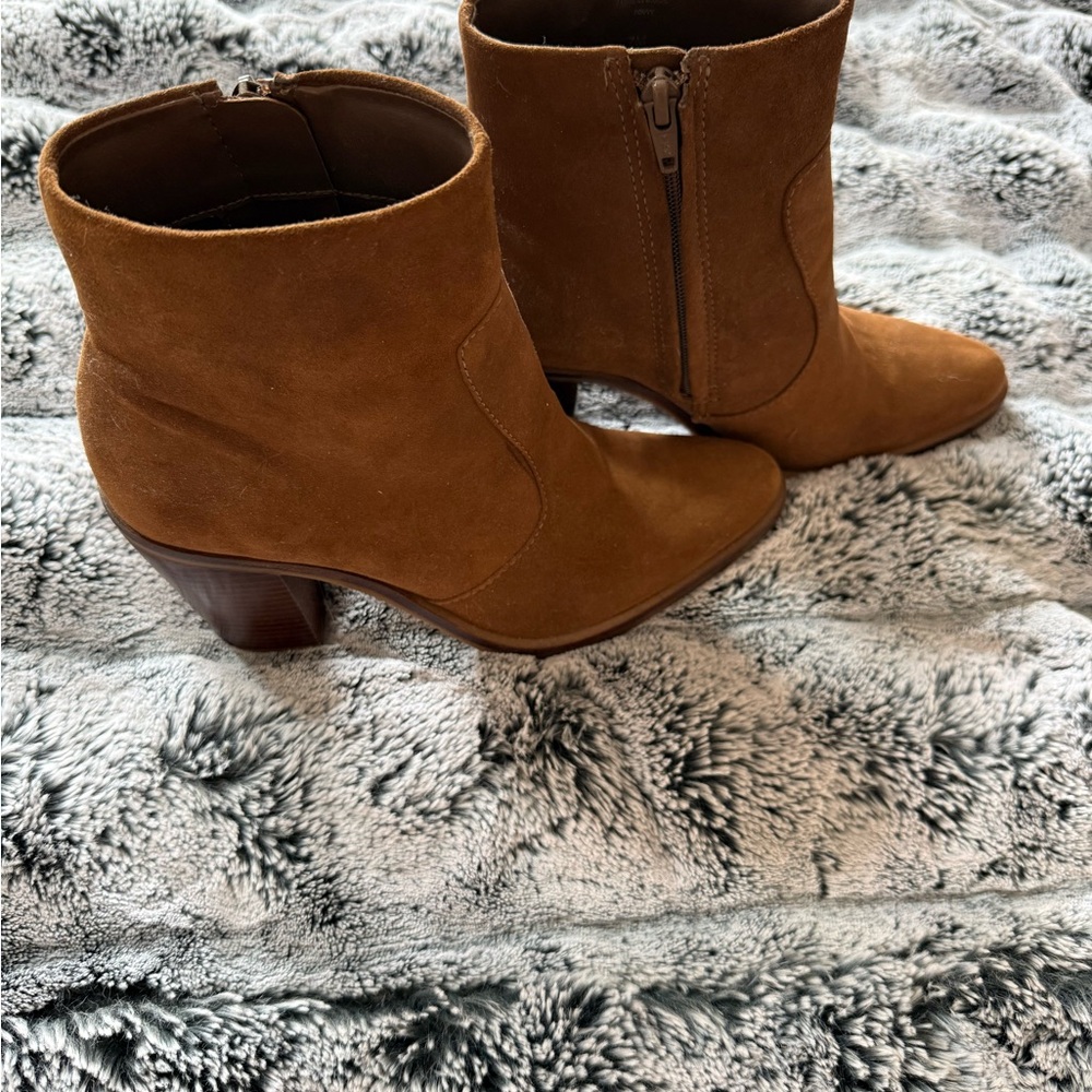 Gianni Bini Elegant Tan Suede Heeled Boots